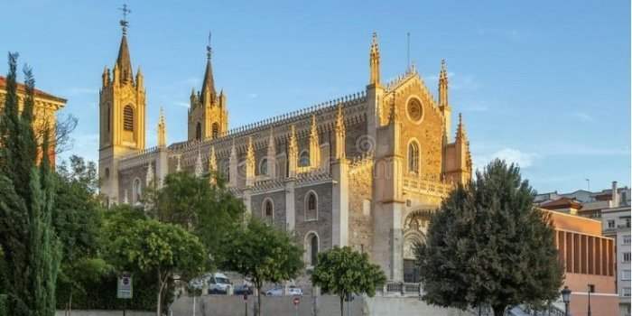 Barrio de Jerónimos