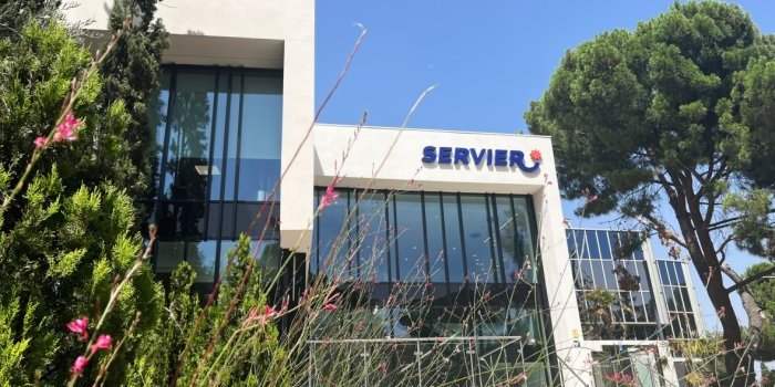 VISITE DU SITE DE PRODUCTION SERVIER