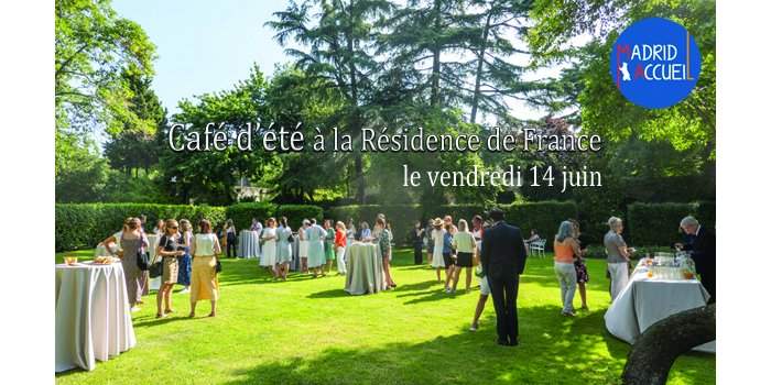 Café à la Résidence de France